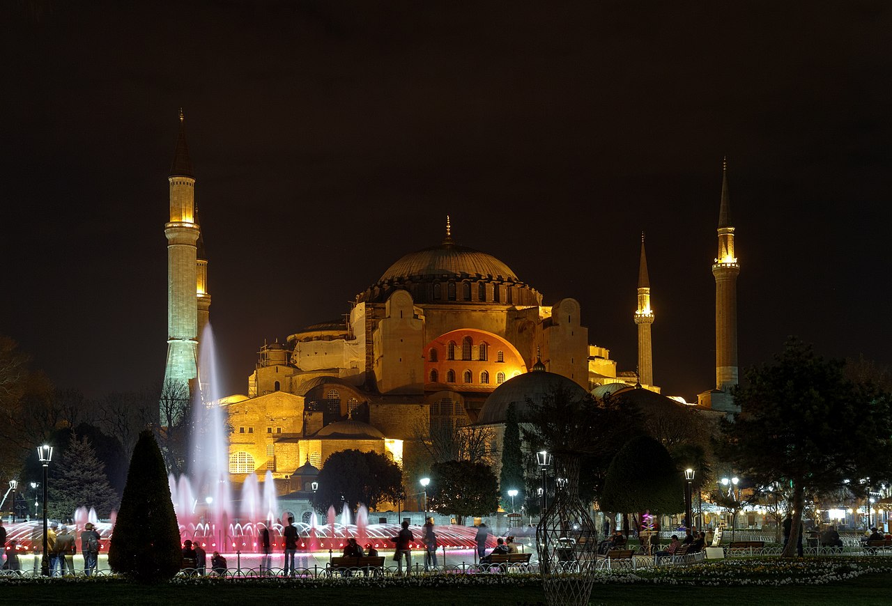 Hagia Sophia in Istanbul, Türkiye, seen from outside.